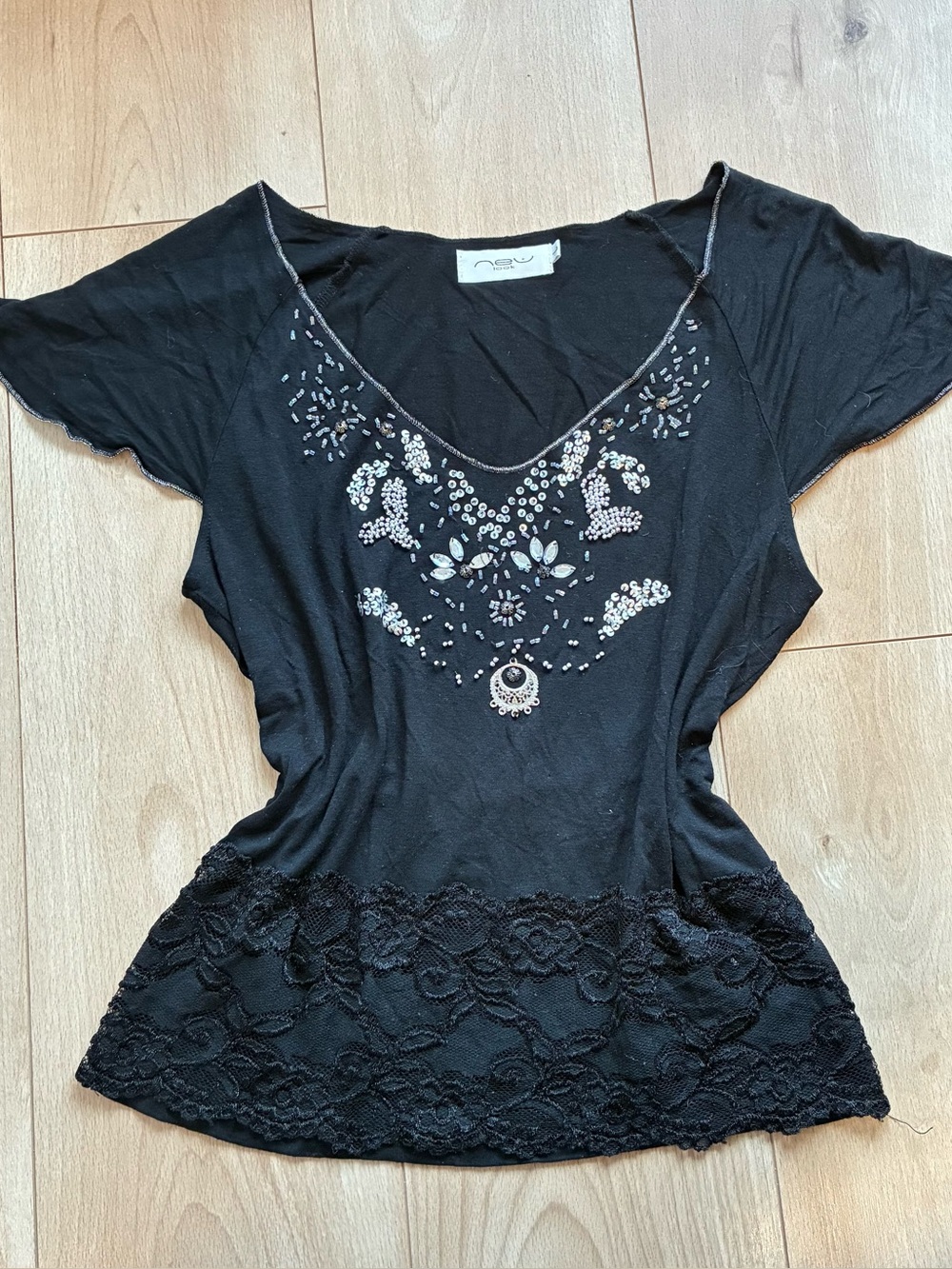 New Look Black Embellished Scoop Neck Short Sleeve Top